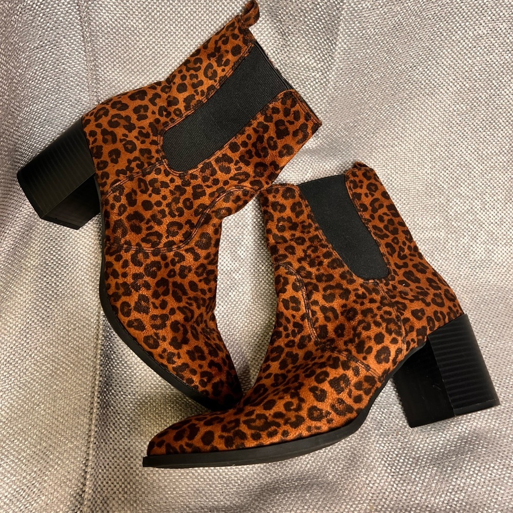 Express Animal Print‎ Ankle Boots